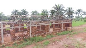 Travaux de charpente du cs denis tshilombo.